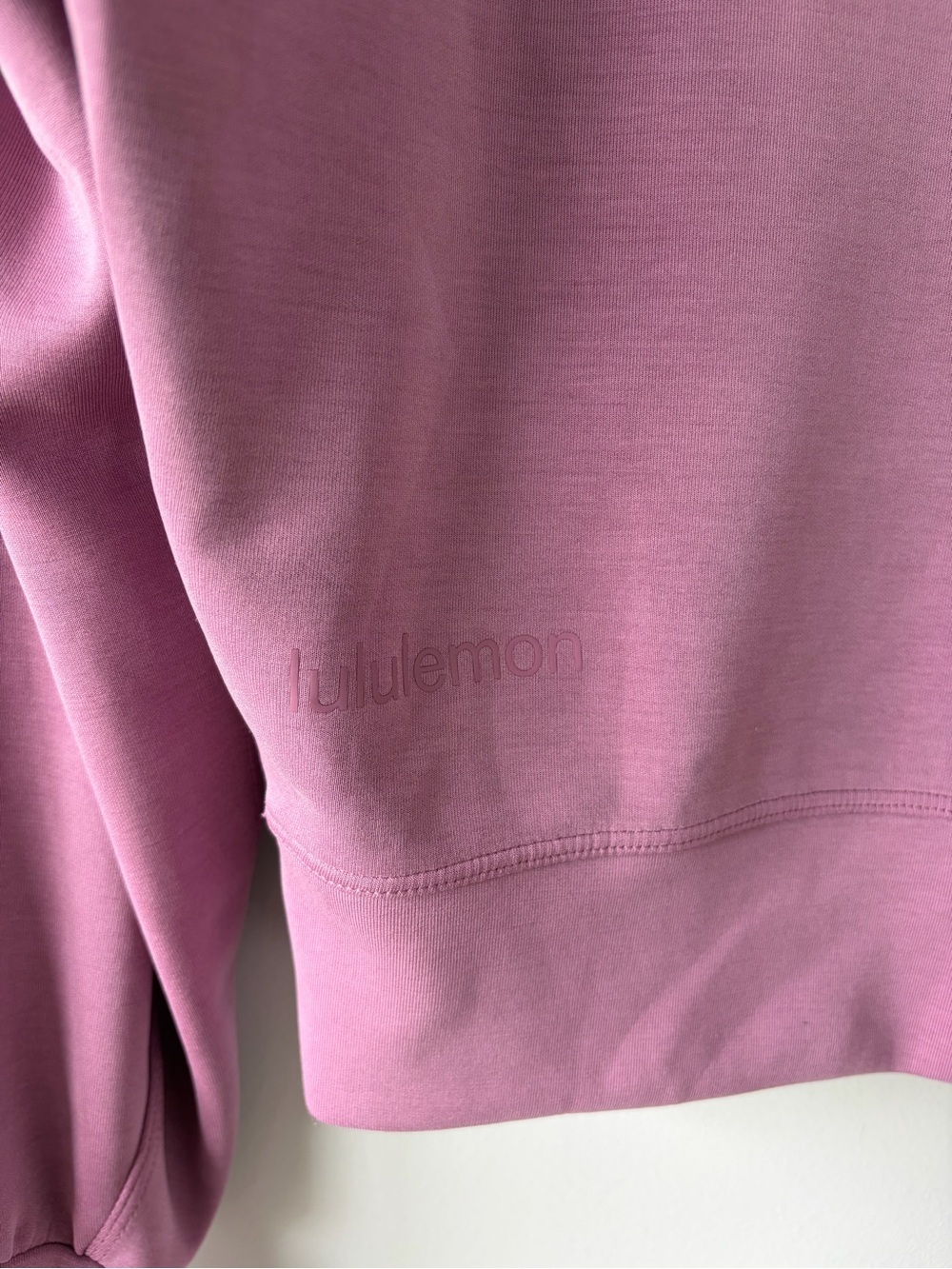 Lululemon Softstreme Cropped Crew Sweatshirt Pink Mauve Oversized Women’s Size 2 - Picture 2 of 3